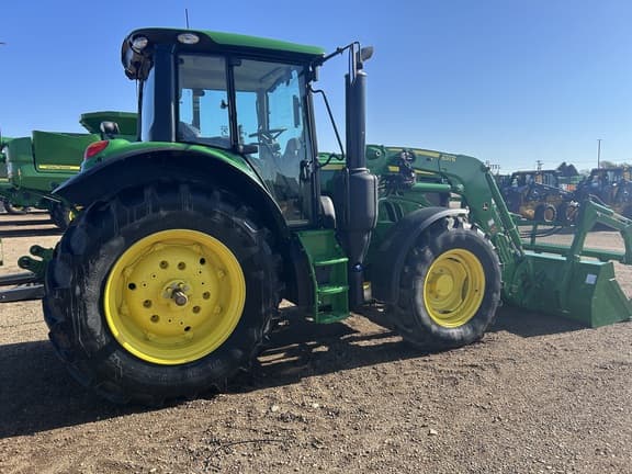 Image of John Deere 6140M equipment image 3