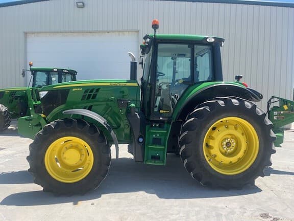 Image of John Deere 6145M equipment image 3