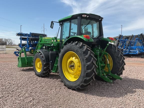 Image of John Deere 6145M equipment image 4