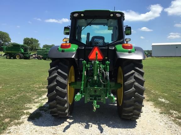 Image of John Deere 6145M equipment image 4