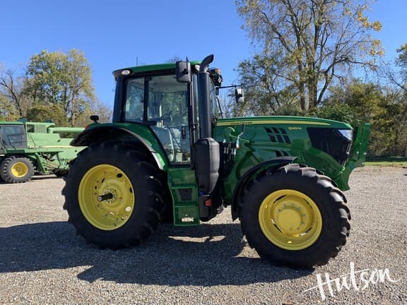 Image of John Deere 6145M equipment image 4