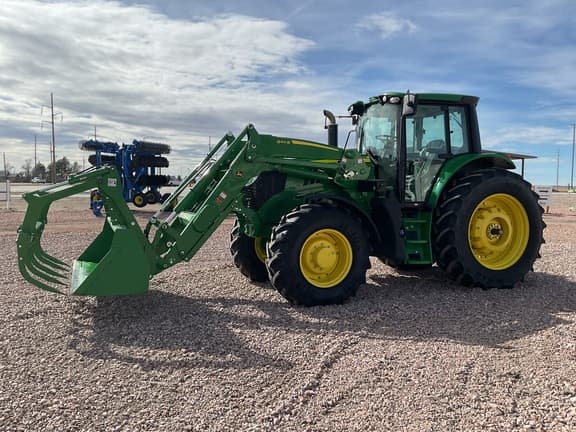 Image of John Deere 6145M equipment image 4