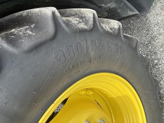 Image of John Deere 6155M equipment image 2