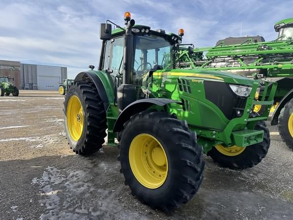 Image of John Deere 6155M equipment image 2