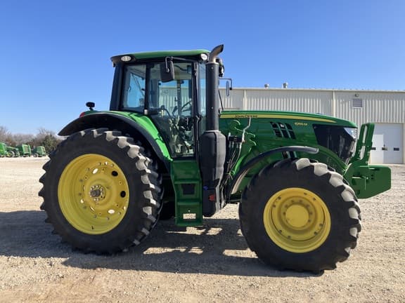 Image of John Deere 6155M equipment image 3