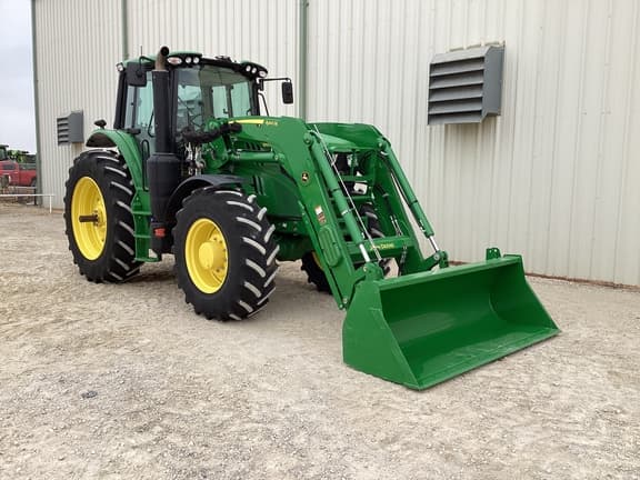 Image of John Deere 6155M equipment image 4