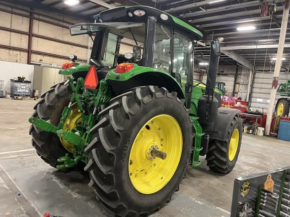 Image of John Deere 6155M equipment image 4