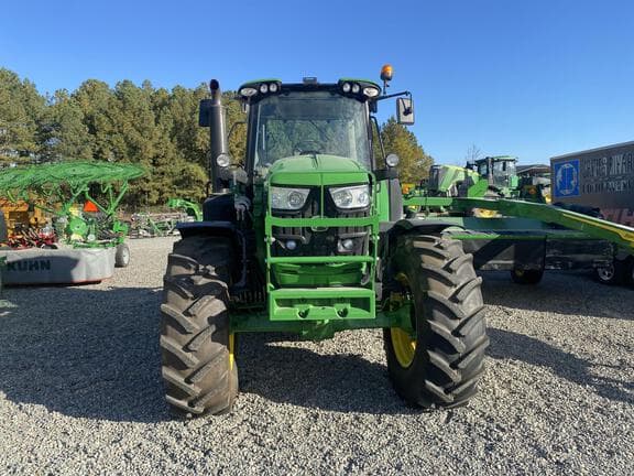 Image of John Deere 6155M equipment image 2