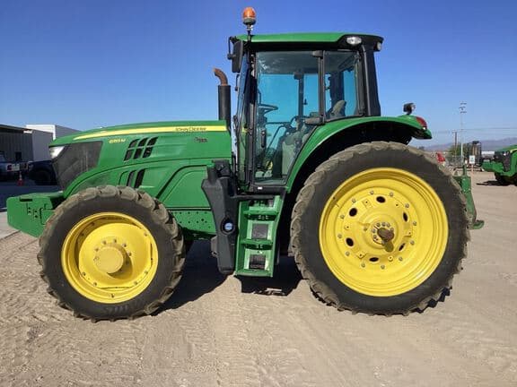 Image of John Deere 6155M equipment image 1