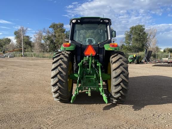 Image of John Deere 6155M equipment image 4