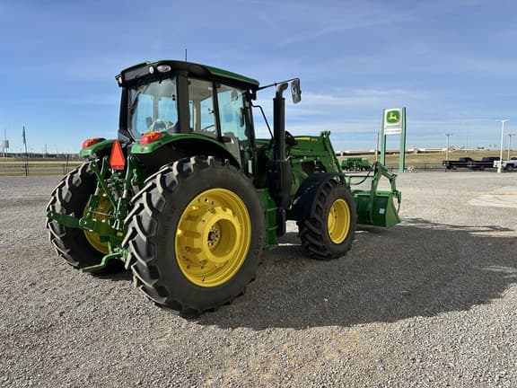 Image of John Deere 6155M equipment image 4