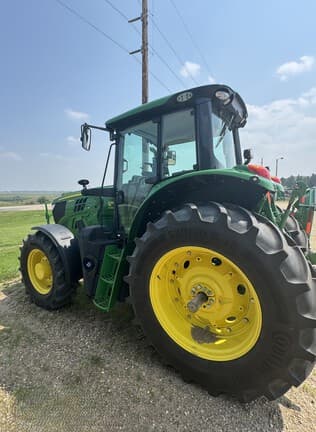 Image of John Deere 6155M equipment image 1