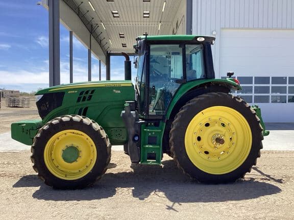 Image of John Deere 6155M equipment image 1