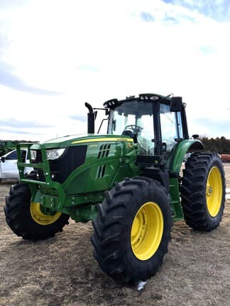 Image of John Deere 6155M equipment image 4