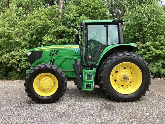 Image of John Deere 6155M equipment image 4