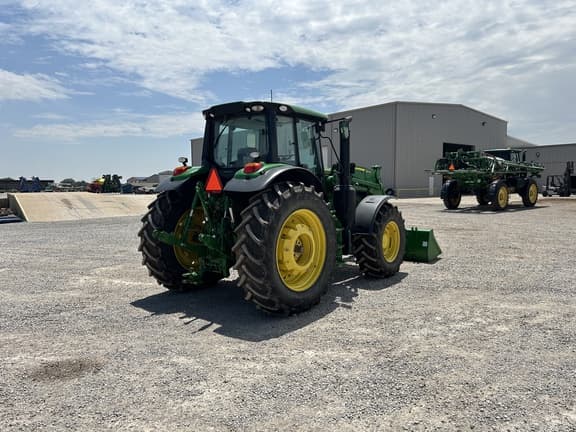 Image of John Deere 6155M equipment image 4