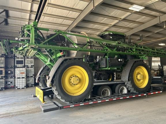 Image of John Deere 616R equipment image 4