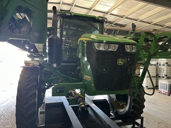 Image of John Deere 616R equipment image 1