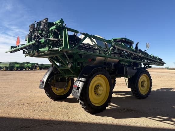 Image of John Deere 616R equipment image 4