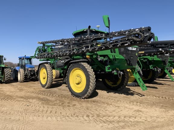 Image of John Deere 616R equipment image 1