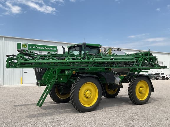 Image of John Deere 616R equipment image 1
