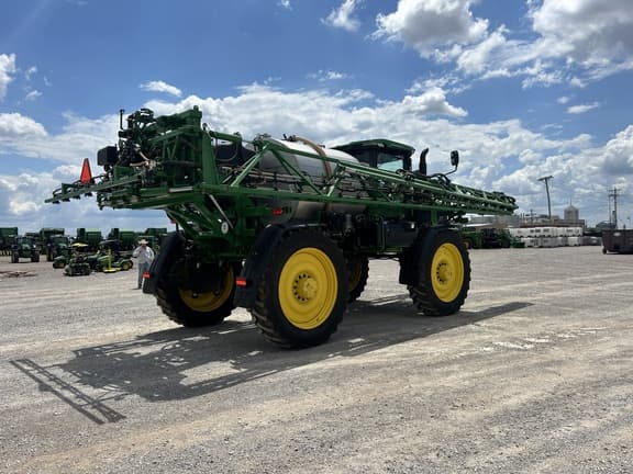 Image of John Deere 616R equipment image 4