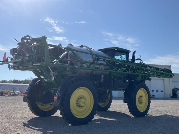 Image of John Deere 616R equipment image 4