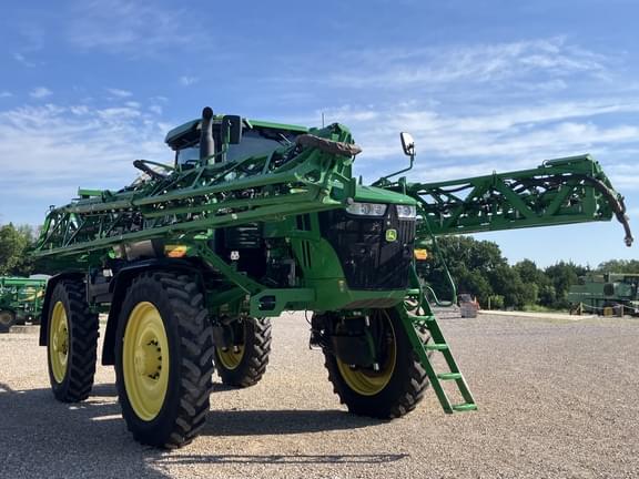 Image of John Deere 616R equipment image 2