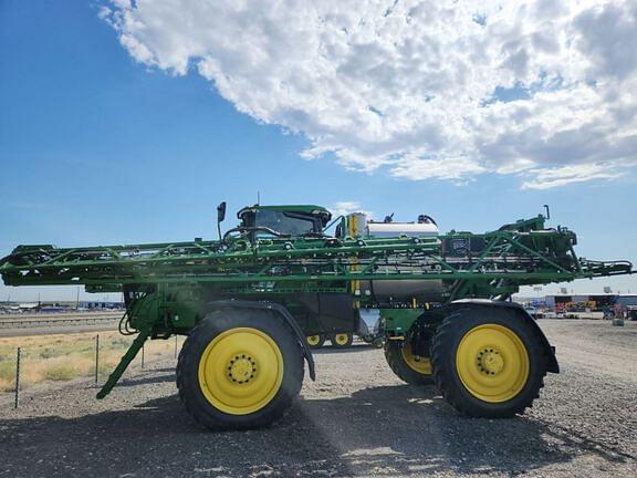 Image of John Deere 616R equipment image 1