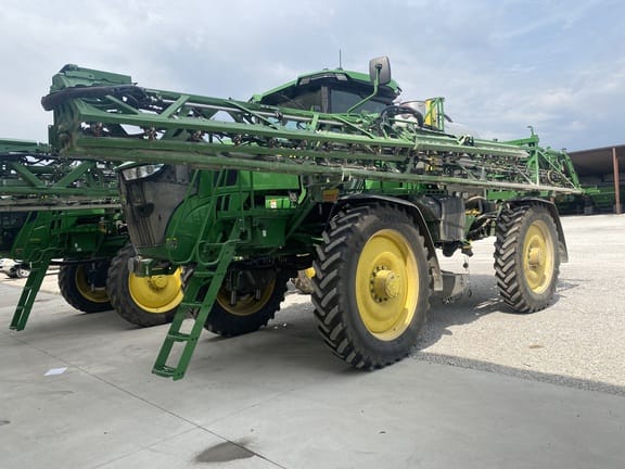 2024 John Deere 616R Equipment Image0