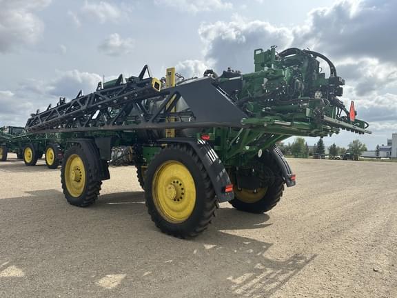 Image of John Deere 616R equipment image 4