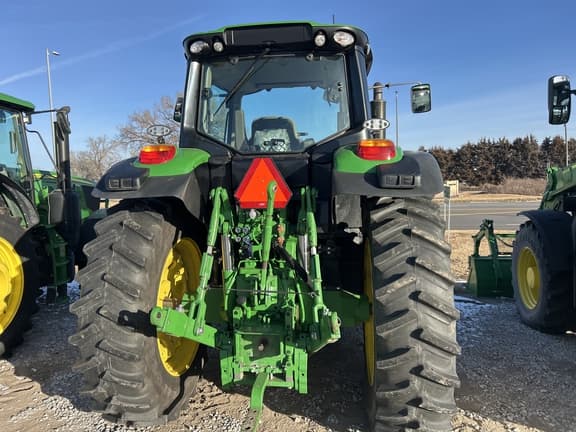 Image of John Deere 6175M equipment image 2