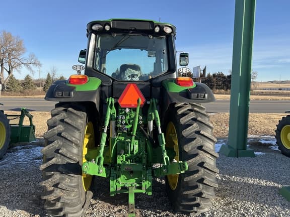 Image of John Deere 6175M equipment image 2