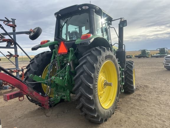 Image of John Deere 6175M equipment image 3