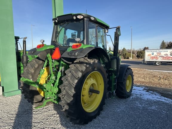 Image of John Deere 6175M equipment image 2