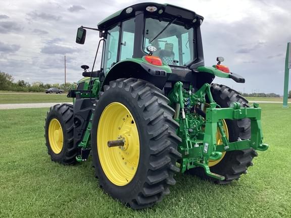 Image of John Deere 6175M equipment image 3