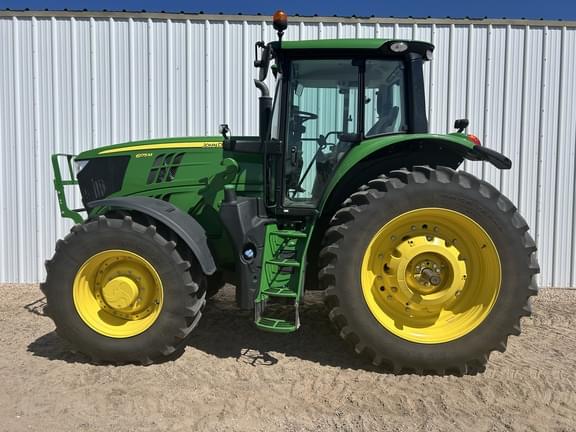 Image of John Deere 6175M equipment image 1