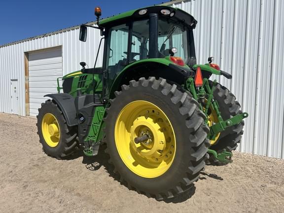 Image of John Deere 6175M equipment image 2