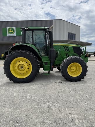 Image of John Deere 6175M equipment image 2