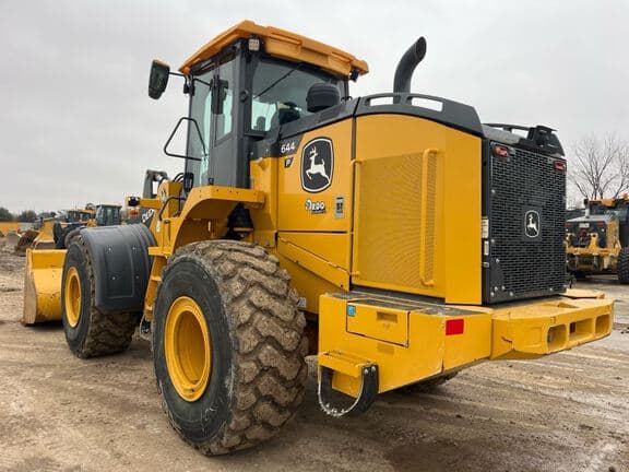Image of John Deere 644P equipment image 2