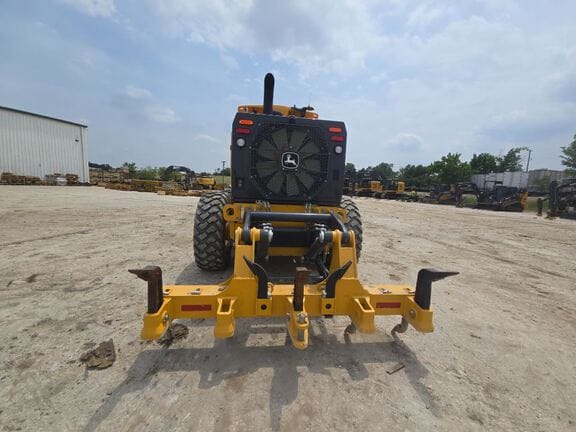 2024 John Deere 672G Equipment Image0