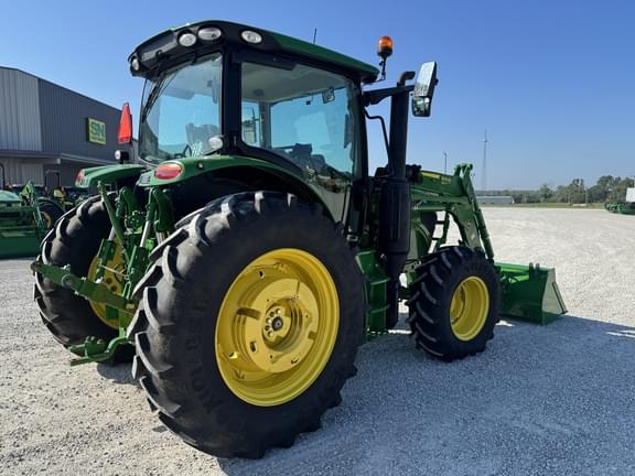 Image of John Deere 6R 120 equipment image 4