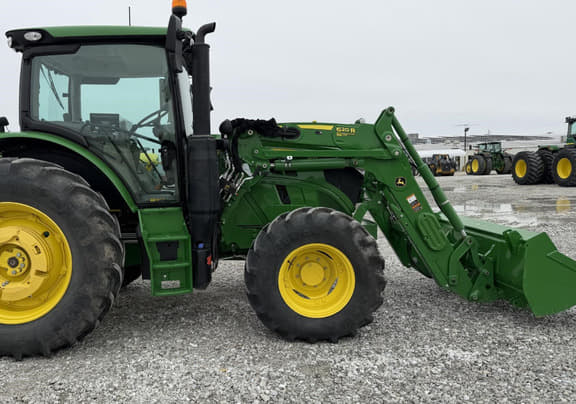 Image of John Deere 6R 120 equipment image 2