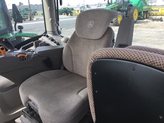 Image of John Deere 6R 130 equipment image 3