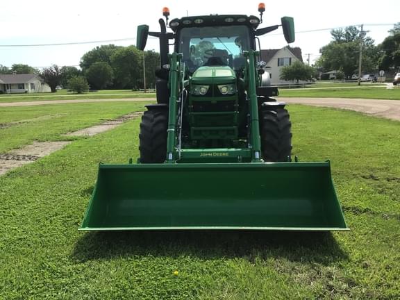 Image of John Deere 6R 140 equipment image 2