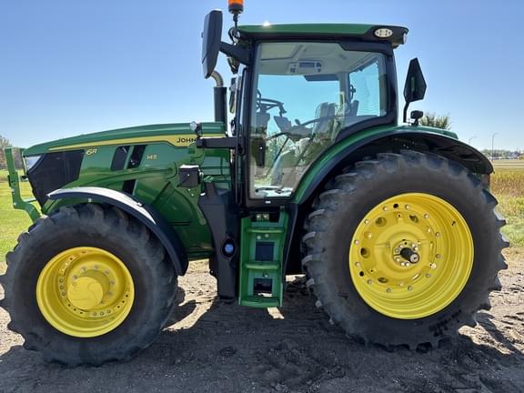Image of John Deere 6R 145 equipment image 4
