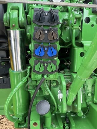 Image of John Deere 6R 145 equipment image 4