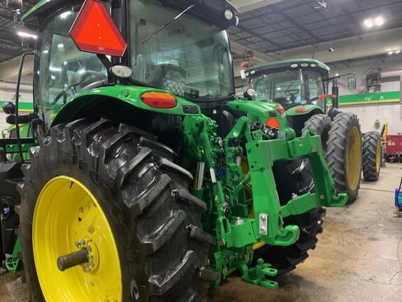 Image of John Deere 6R 145 equipment image 4
