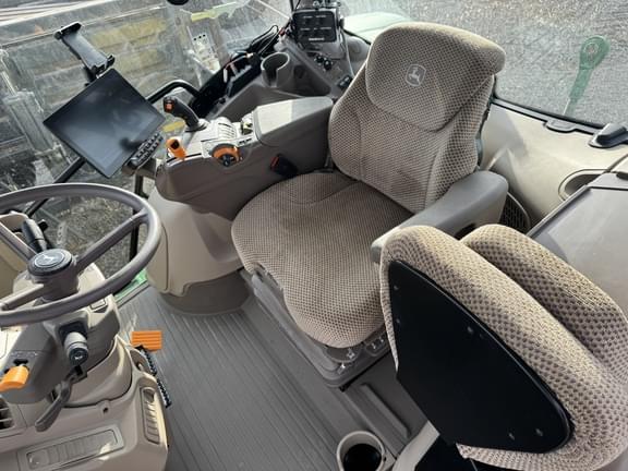 Image of John Deere 6R 145 equipment image 3