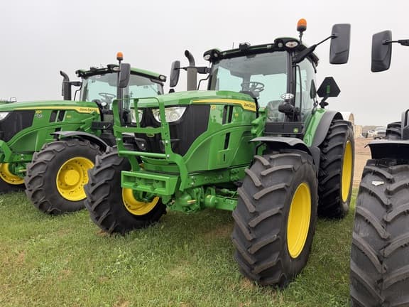 Image of John Deere 6R 155 equipment image 4